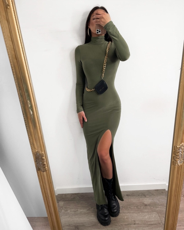 sukienka khaki z rozcięciem