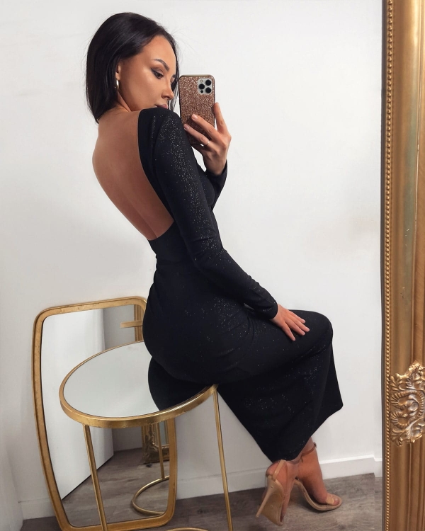 czarna sukienka odkryte plecy