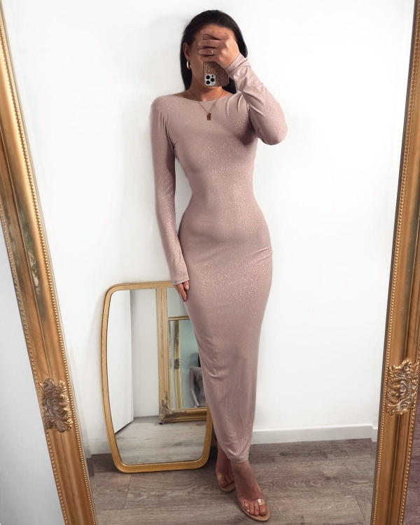 różowa sukienka na wesele