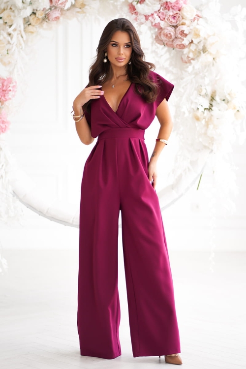 KOMBINEZON Z ZAKRYTYMI RAMIONAMI - 38