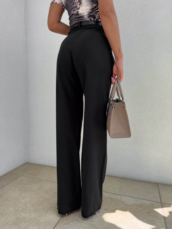 spodnie z prostą nogawką