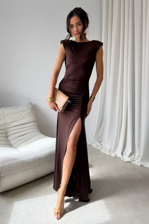 czekoladowa sukienka maxi