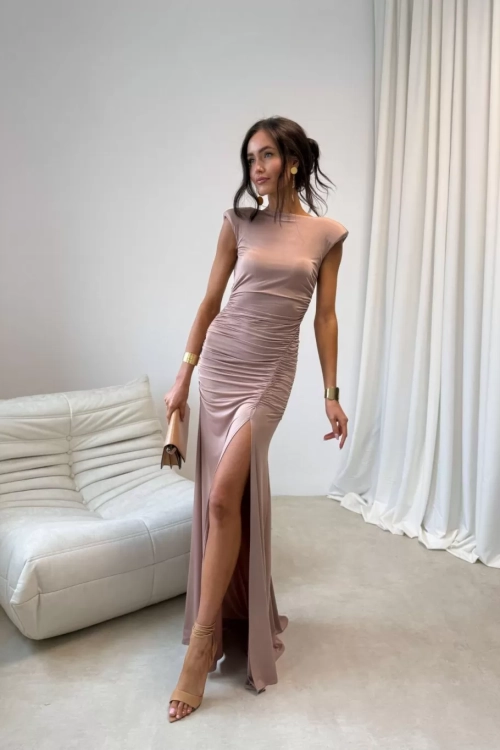 aurelia-sukienka-maxi-w-kolorze-mokki (3).webp