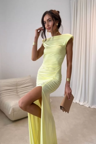 aurelia-sukienka-maxi-w-kolorze-zoltym (3).webp