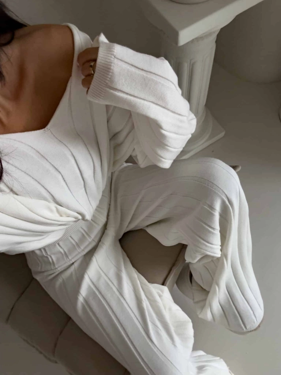 komplet spodnie bluzka