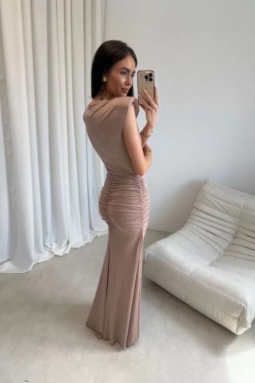 noelia-sukienka-maxi-w-kolorze-mokki (1).webp