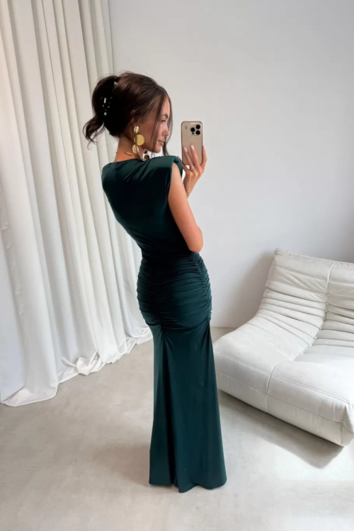noelia-sukienka-maxi-w-kolorze-butelkowej-zieleni (1).webp