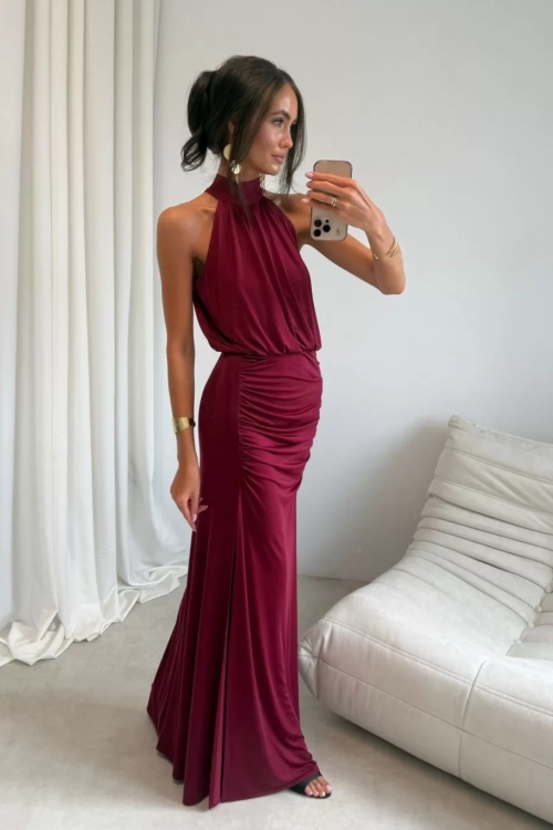 maelis-sukienka-maxi-w-kolorze-bordowym.webp