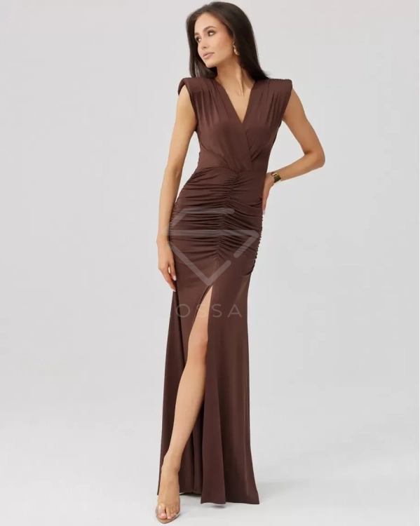 noelia-sukienka-maxi-w-kolorze-brazowym (4).webp